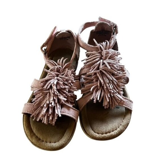 Minnetonka Girls Size 10 Pink Fringe Sandals - Picture 1 of 4